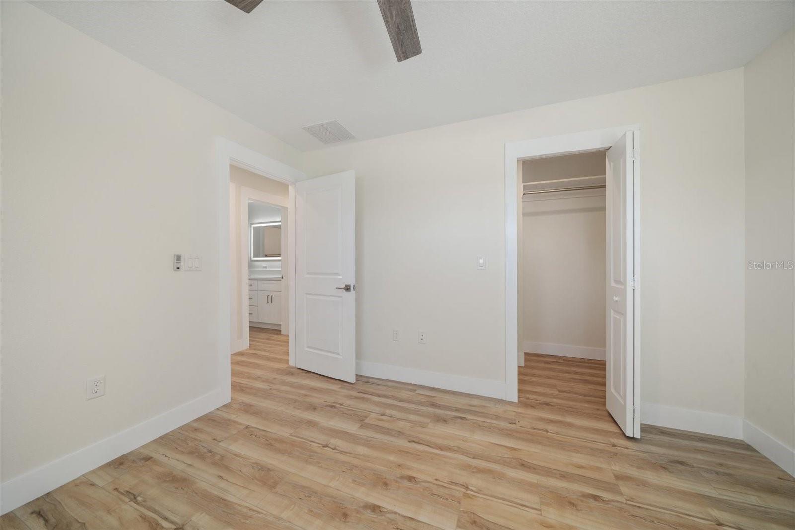 14733 SUNSET DR, LARGO, FL, 33774