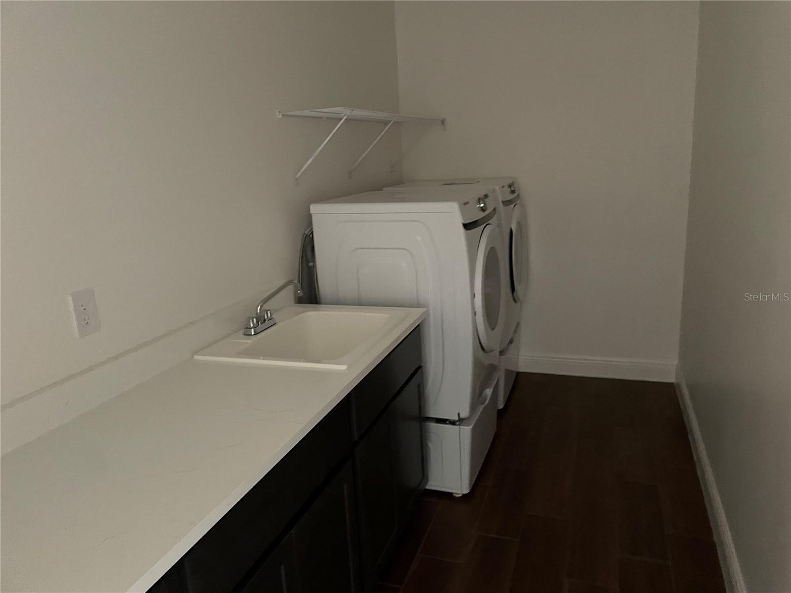 10067 DOLPHIN GULL CIR, THONOTOSASSA, FL, 33592