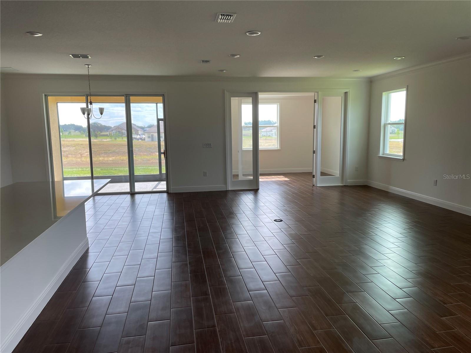 10067 DOLPHIN GULL CIR, THONOTOSASSA, FL, 33592