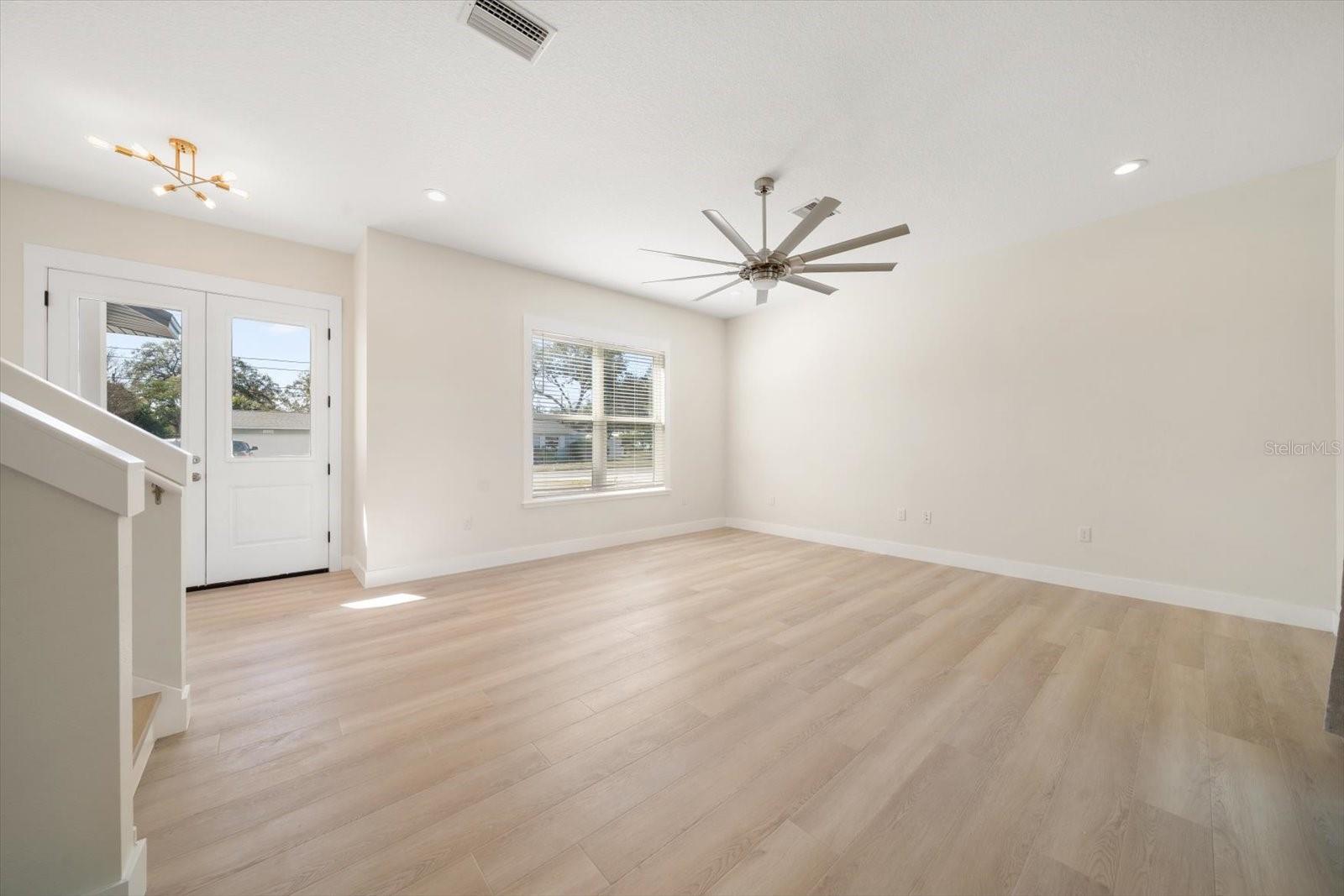 14723 SUNSET DR, LARGO, FL, 33774