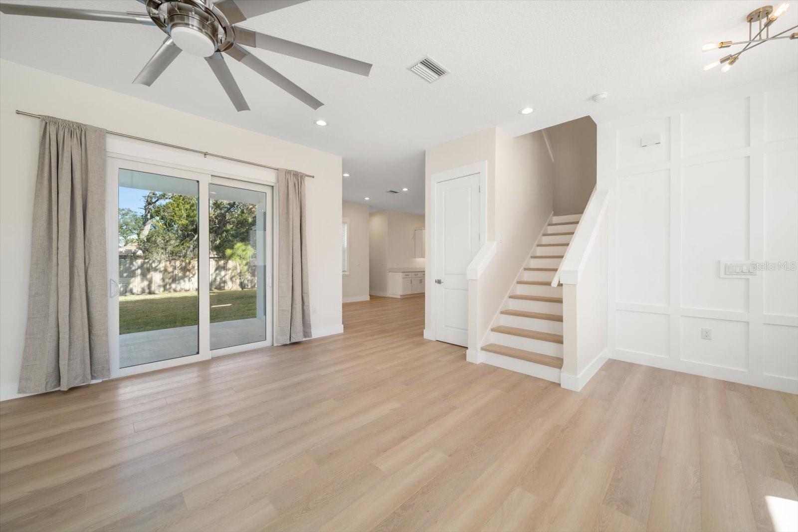 14723 SUNSET DR, LARGO, FL, 33774