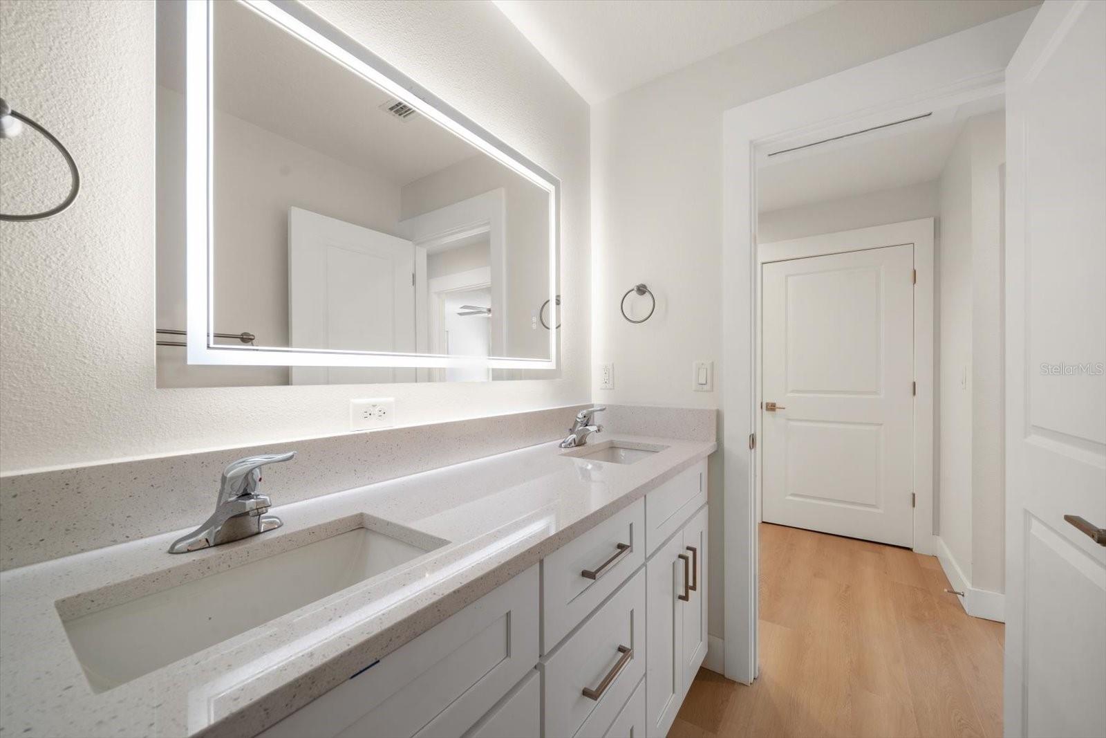 14723 SUNSET DR, LARGO, FL, 33774