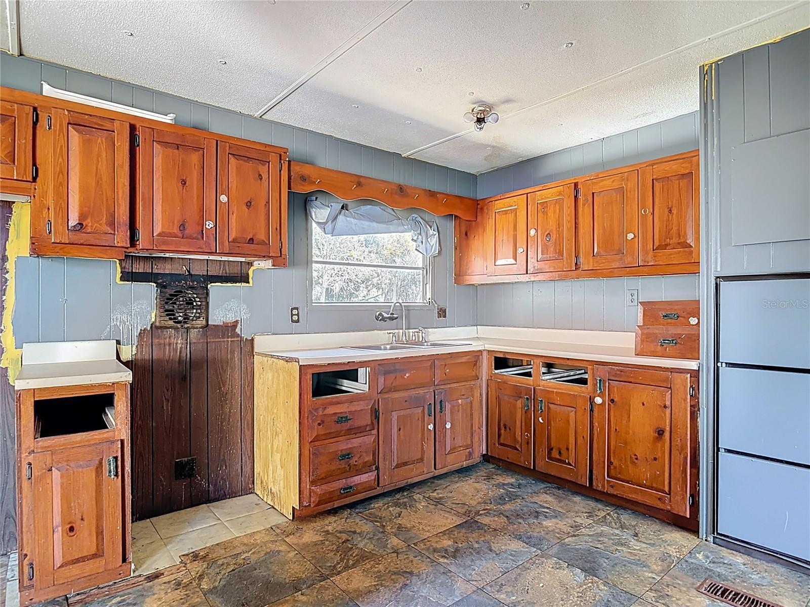 13005 FLORIDA AVE, ASTATULA, FL, 34705