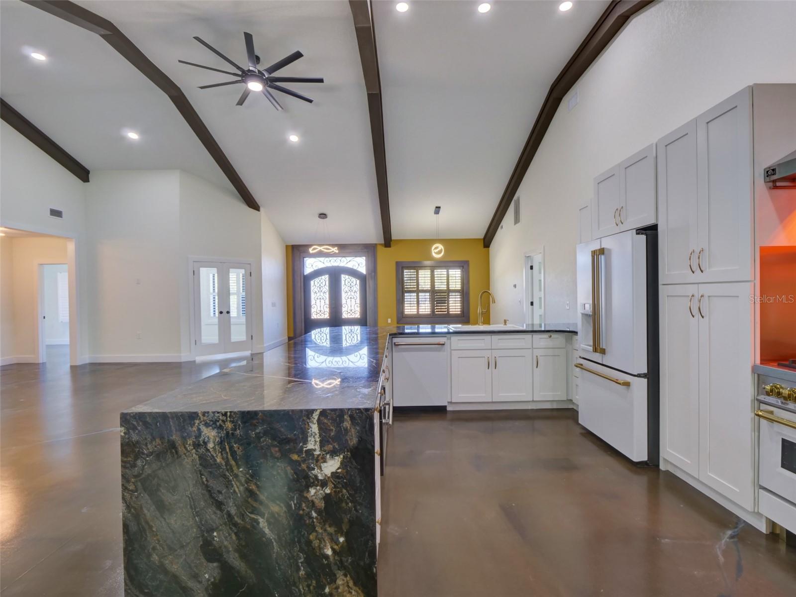 34370 RICHARDSON BLVD, WEBSTER, FL, 33597