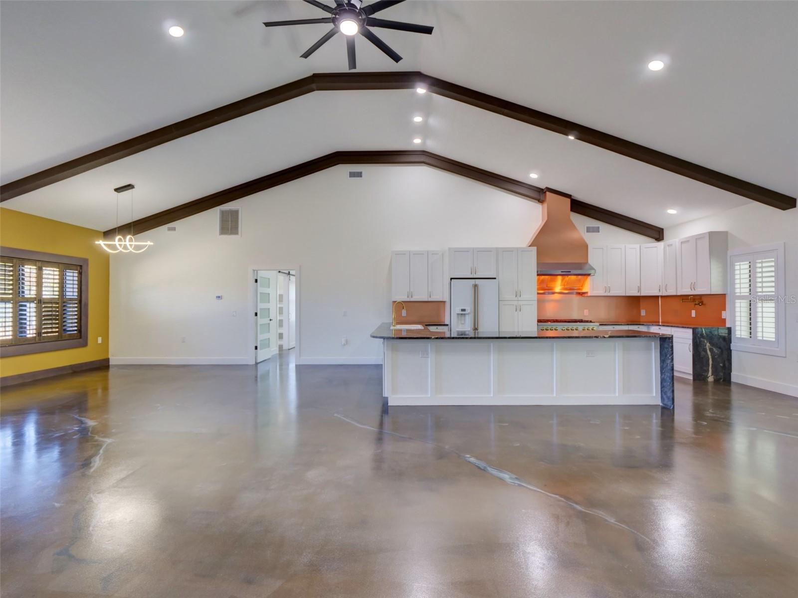 34370 RICHARDSON BLVD, WEBSTER, FL, 33597