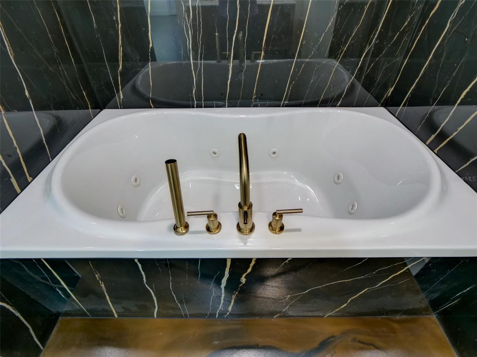 34370 RICHARDSON BLVD, WEBSTER, FL, 33597