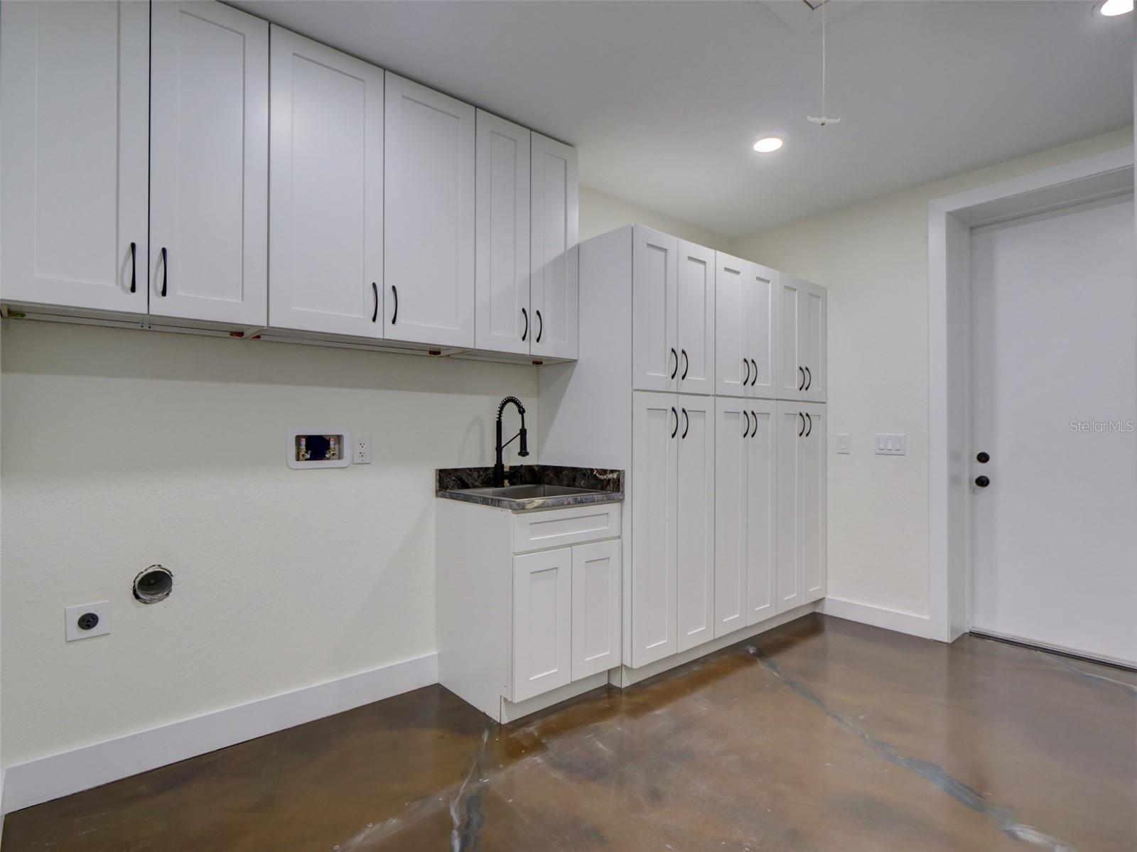 34370 RICHARDSON BLVD, WEBSTER, FL, 33597