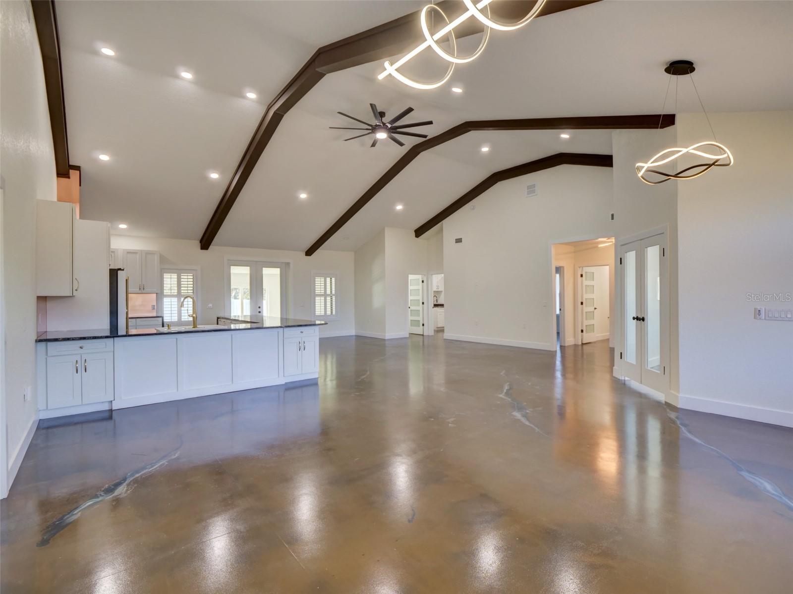 34370 RICHARDSON BLVD, WEBSTER, FL, 33597