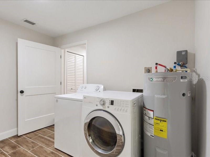 1941 SETTLEMENT RD #11, VENICE, FL, 34285