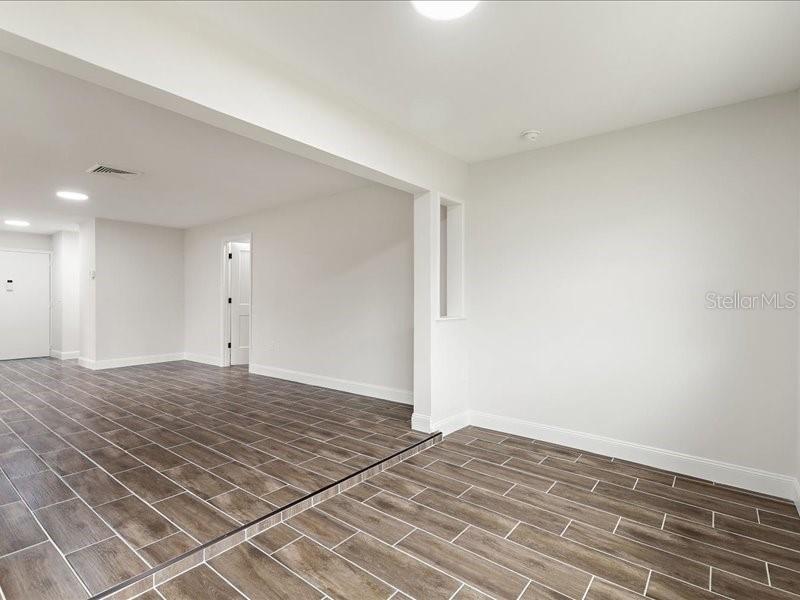 1941 SETTLEMENT RD #11, VENICE, FL, 34285