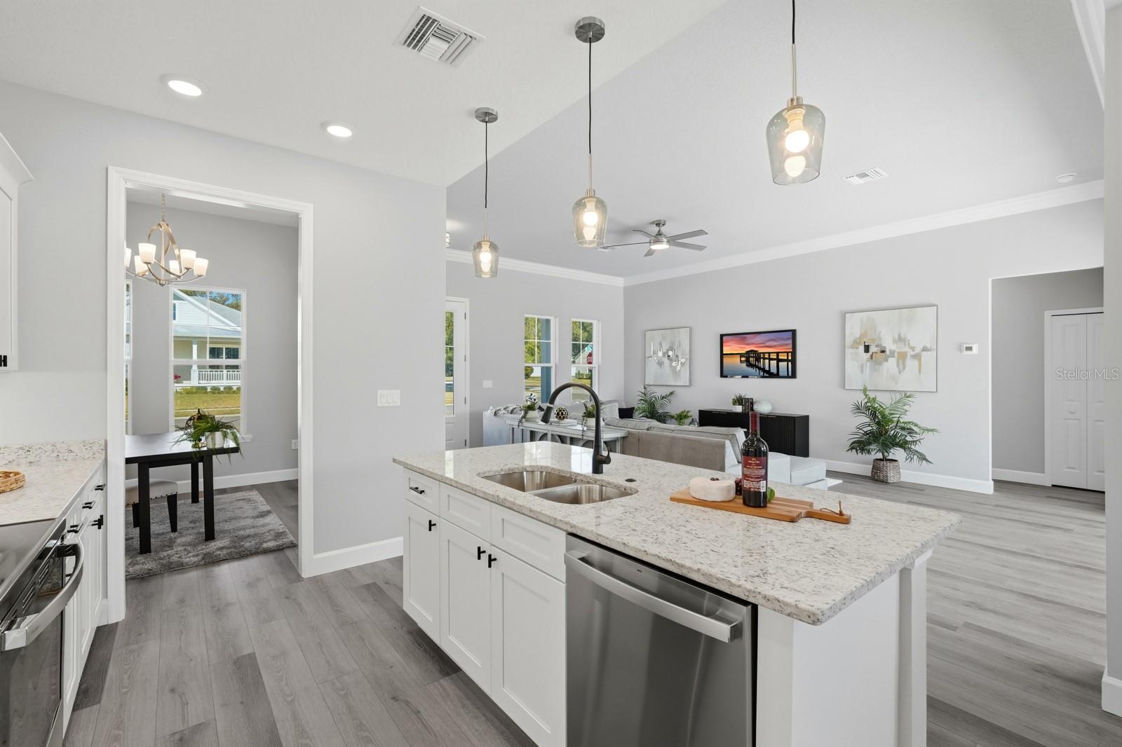 311 W DELAWARE AVE, LAKE HELEN, FL, 32744