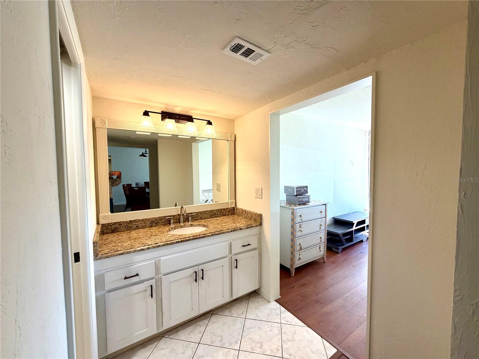 618 BIRD BAY DR S #110, VENICE, FL, 34285