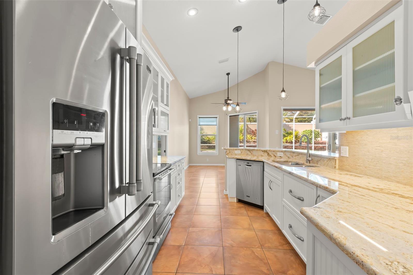 738 N LAKE BLVD, TARPON SPRINGS, FL, 34689