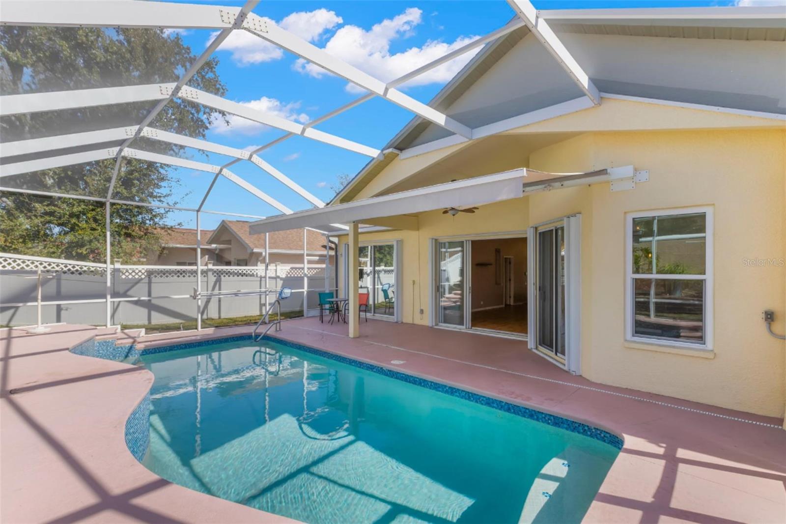 738 N LAKE BLVD, TARPON SPRINGS, FL, 34689