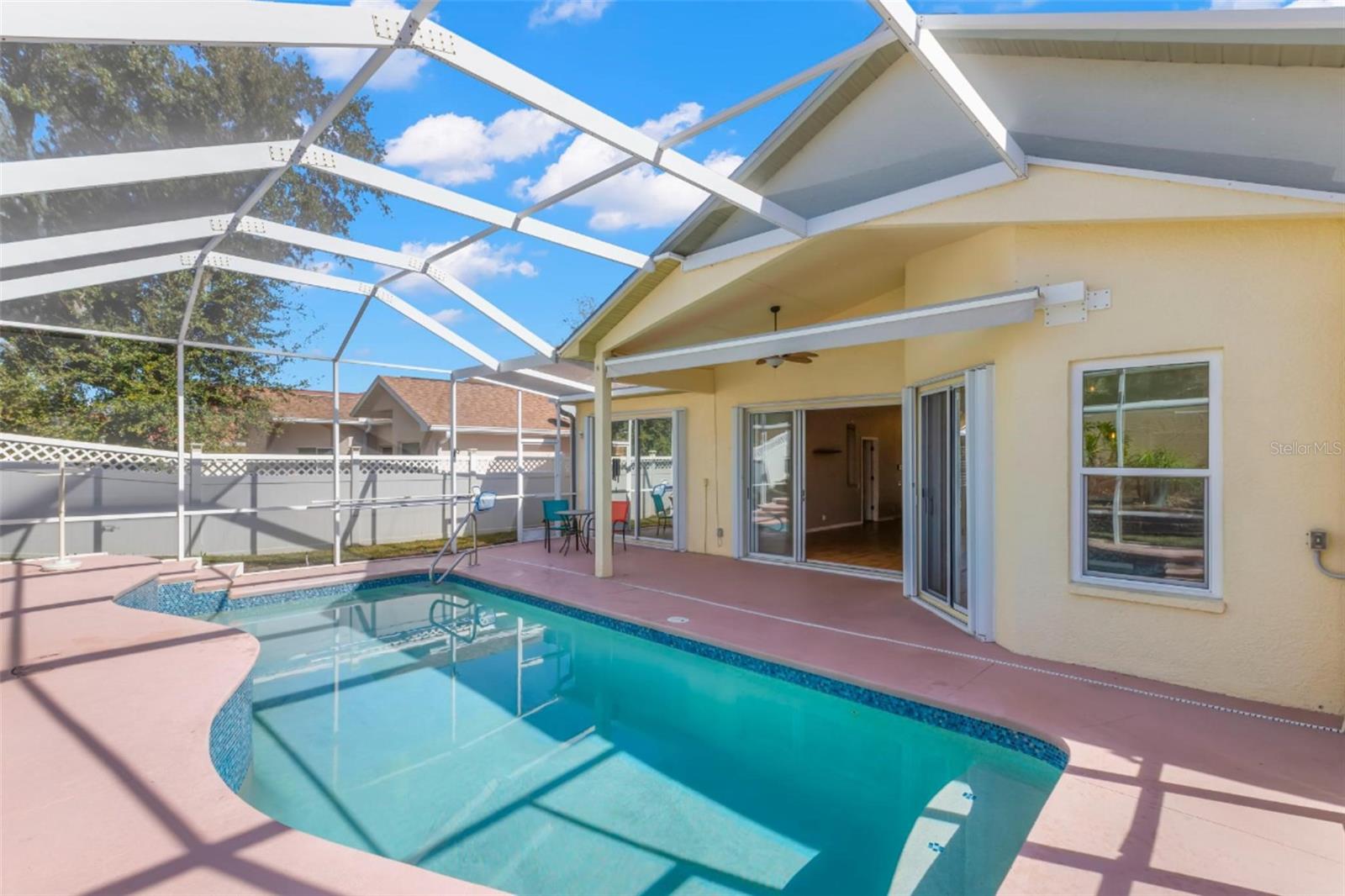 738 N LAKE BLVD, TARPON SPRINGS, FL, 34689