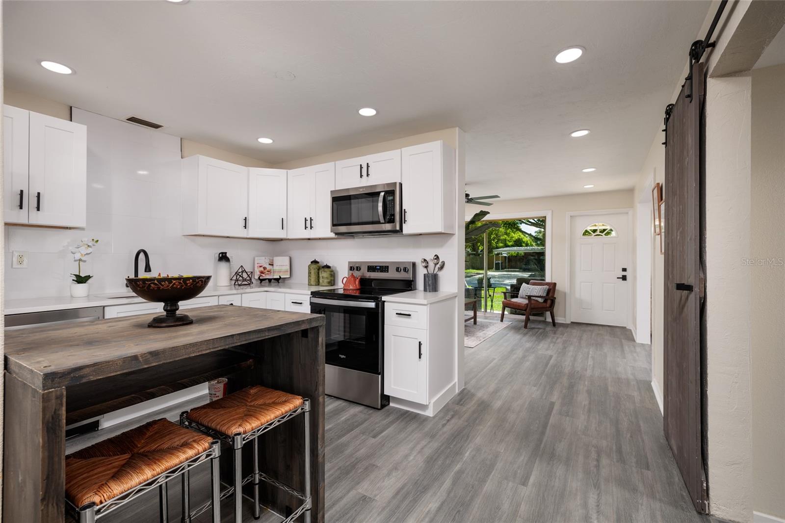 7500 15TH ST N, ST PETERSBURG, FL, 33702