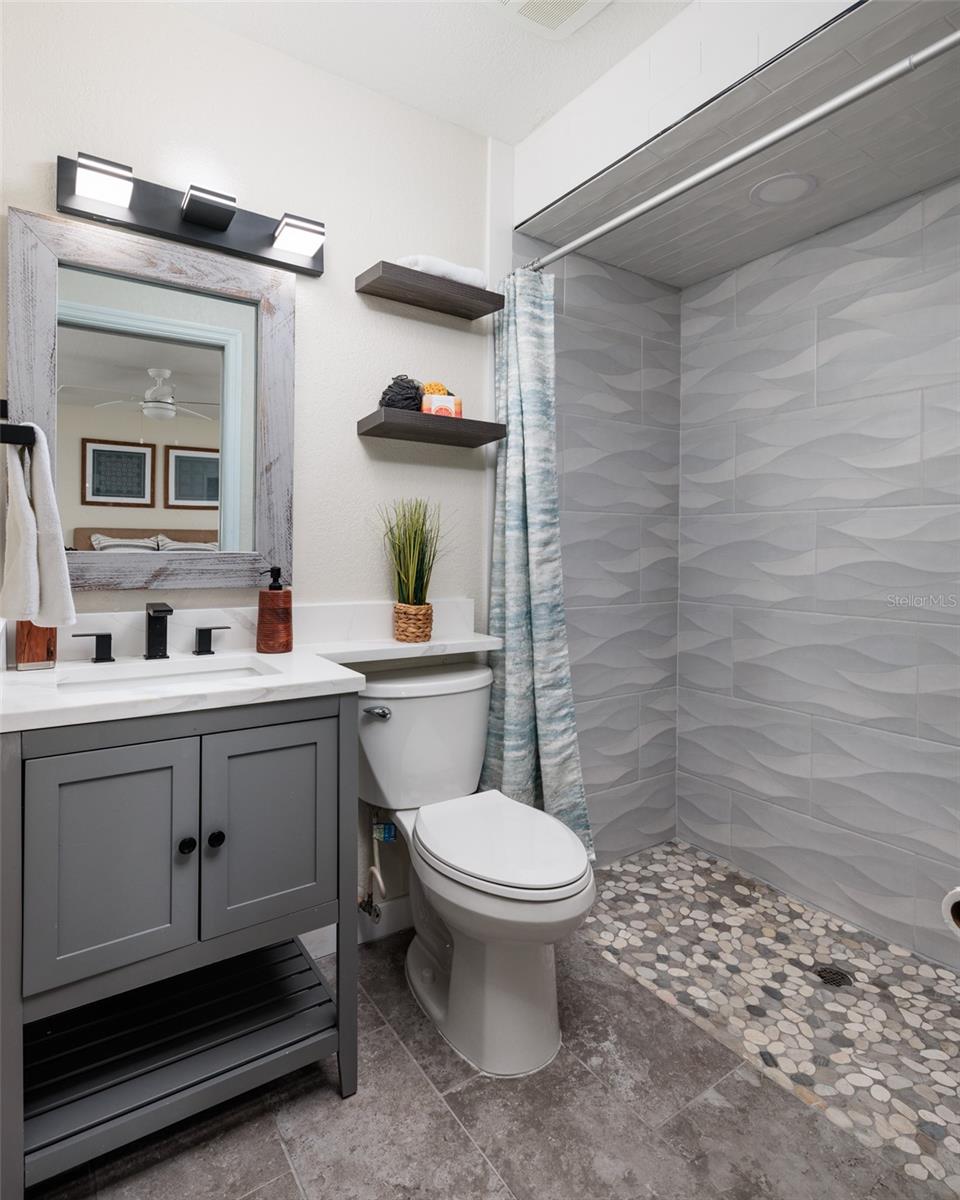 7500 15TH ST N, ST PETERSBURG, FL, 33702