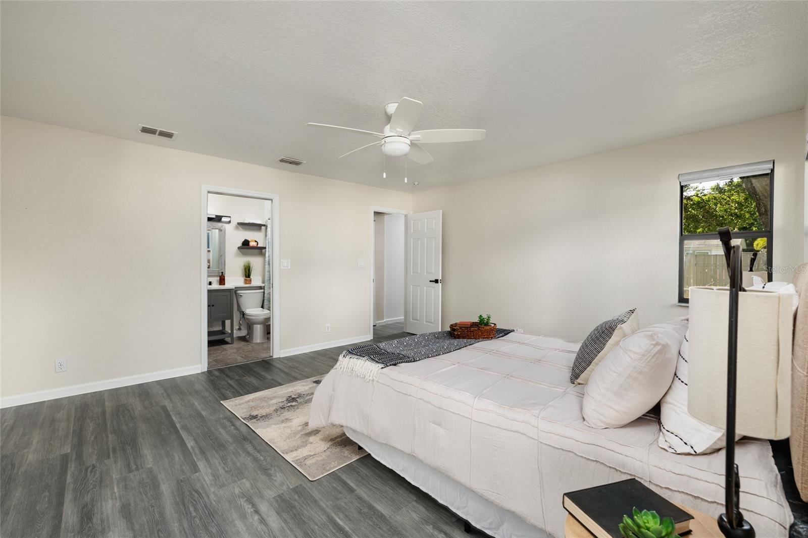 7500 15TH ST N, ST PETERSBURG, FL, 33702