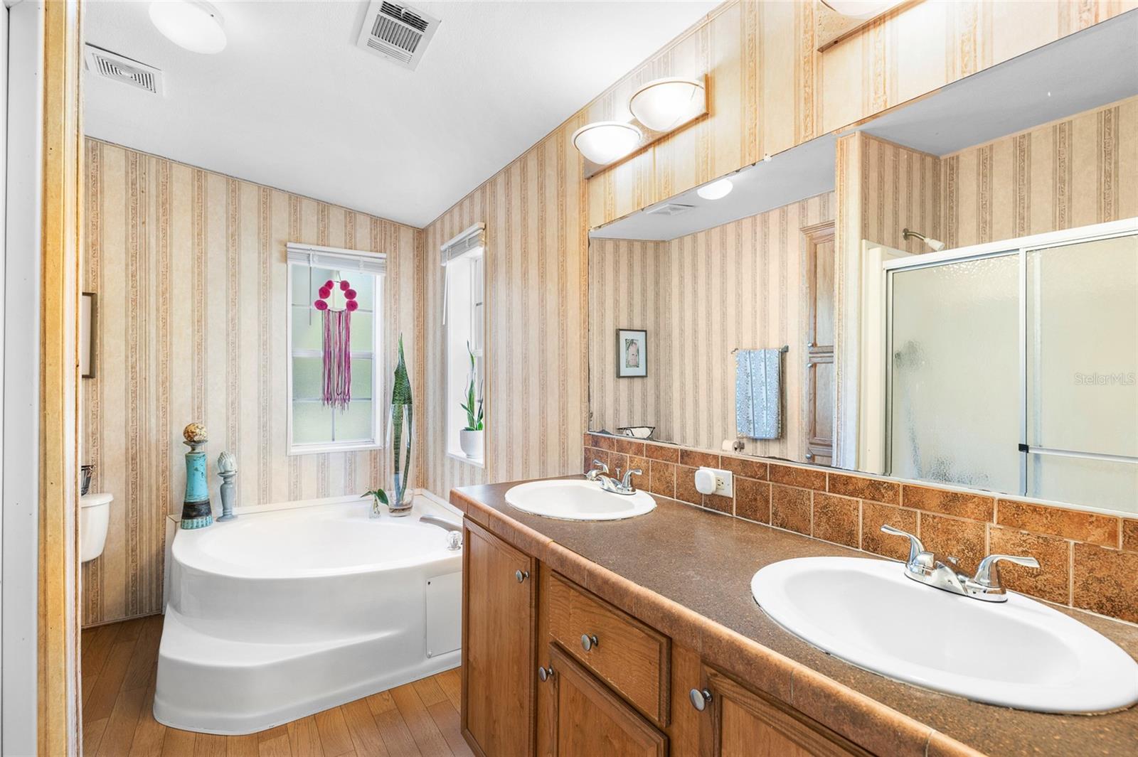 8742 BRAZIL, ZEPHYRHILLS, FL, 33540