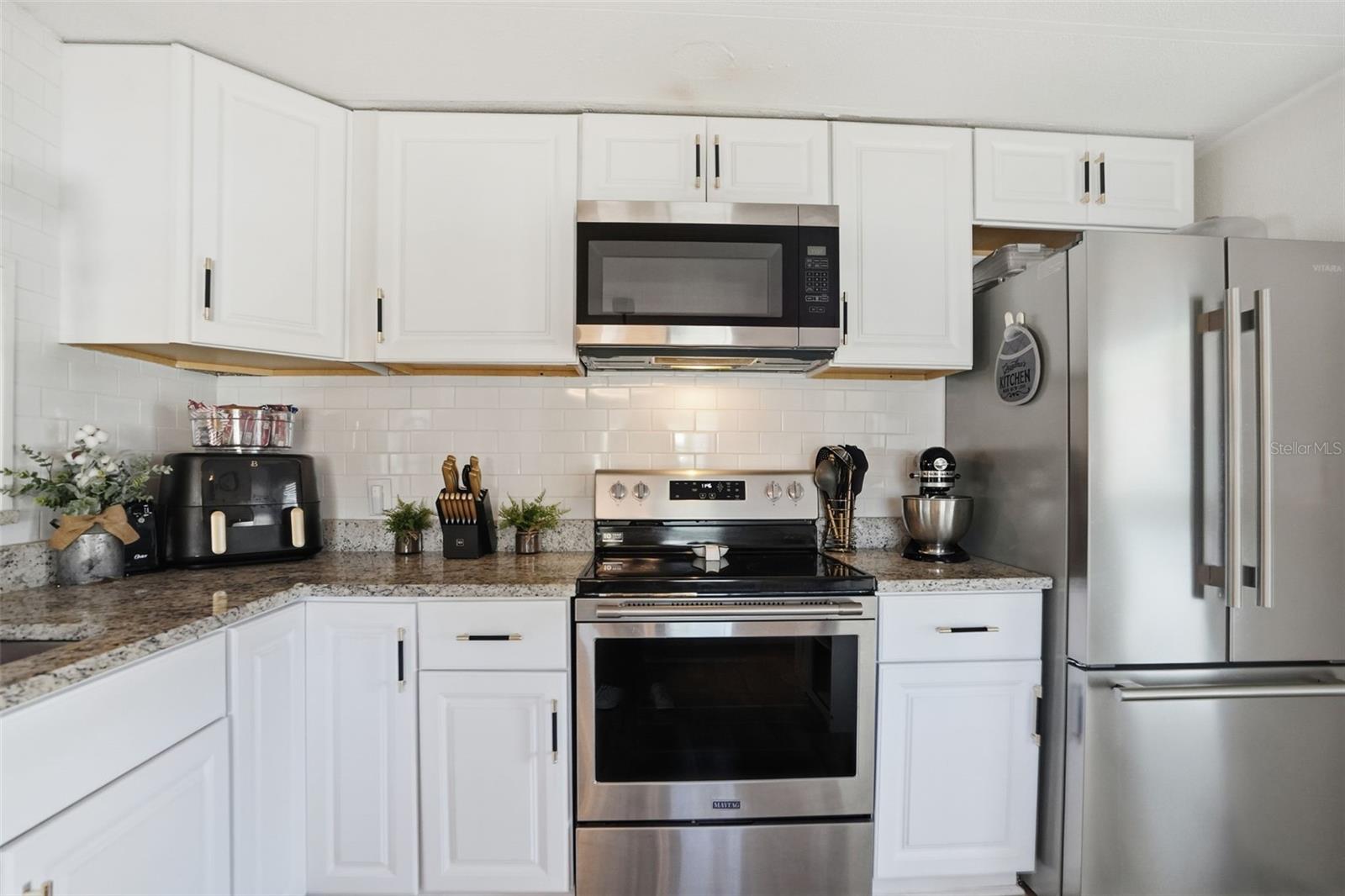 8055 COUNTRY CLUB DR, BROOKSVILLE, FL, 34613