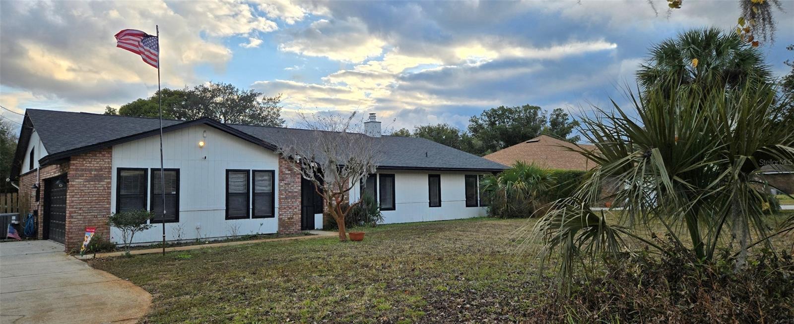 183 W HIGHBANKS ROAD, DEBARY, FL, 32713