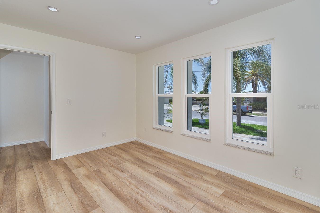 451 PALM IS NE, CLEARWATER BEACH, FL, 33767