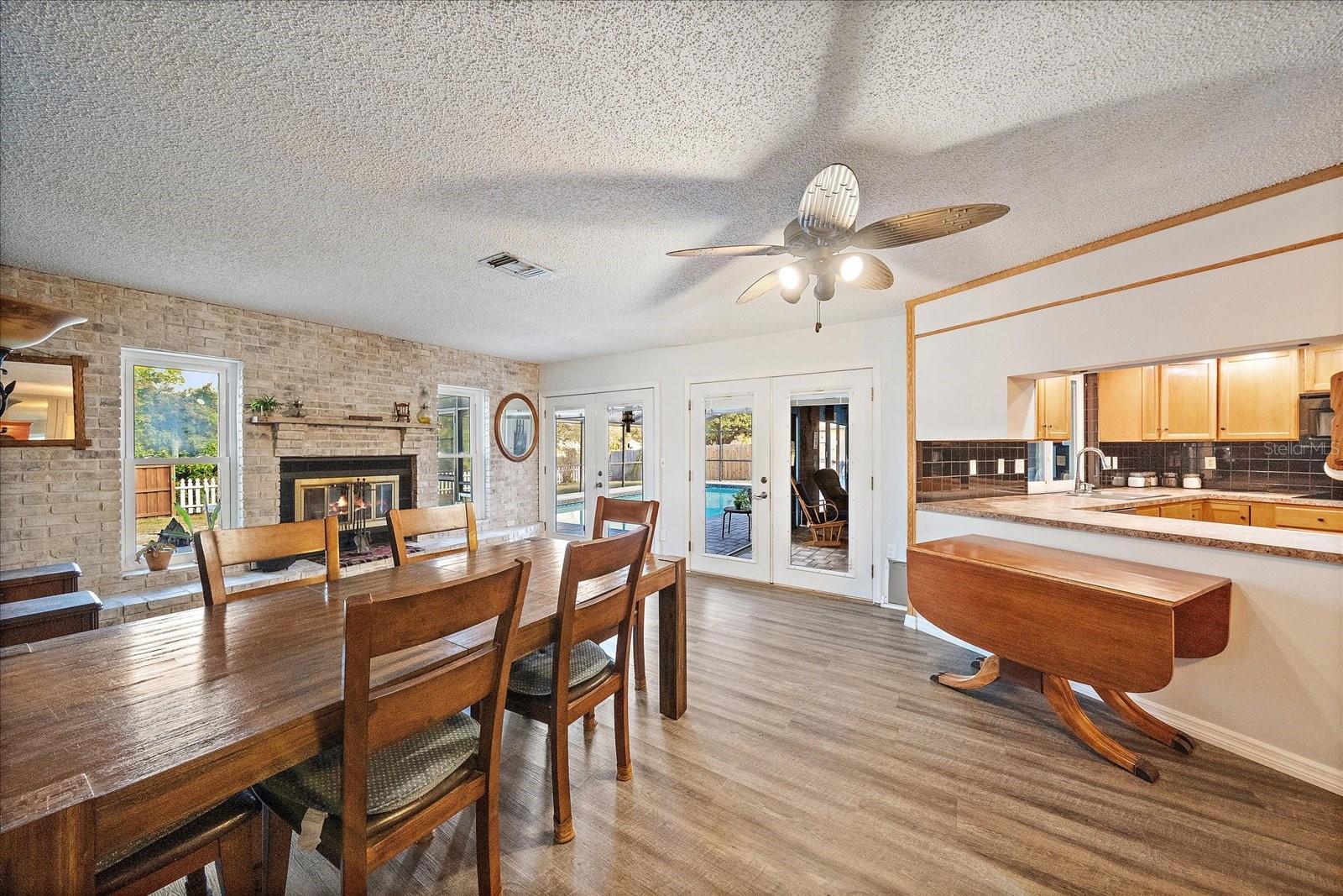 3601 EGERTON CIR, SARASOTA, FL, 34233