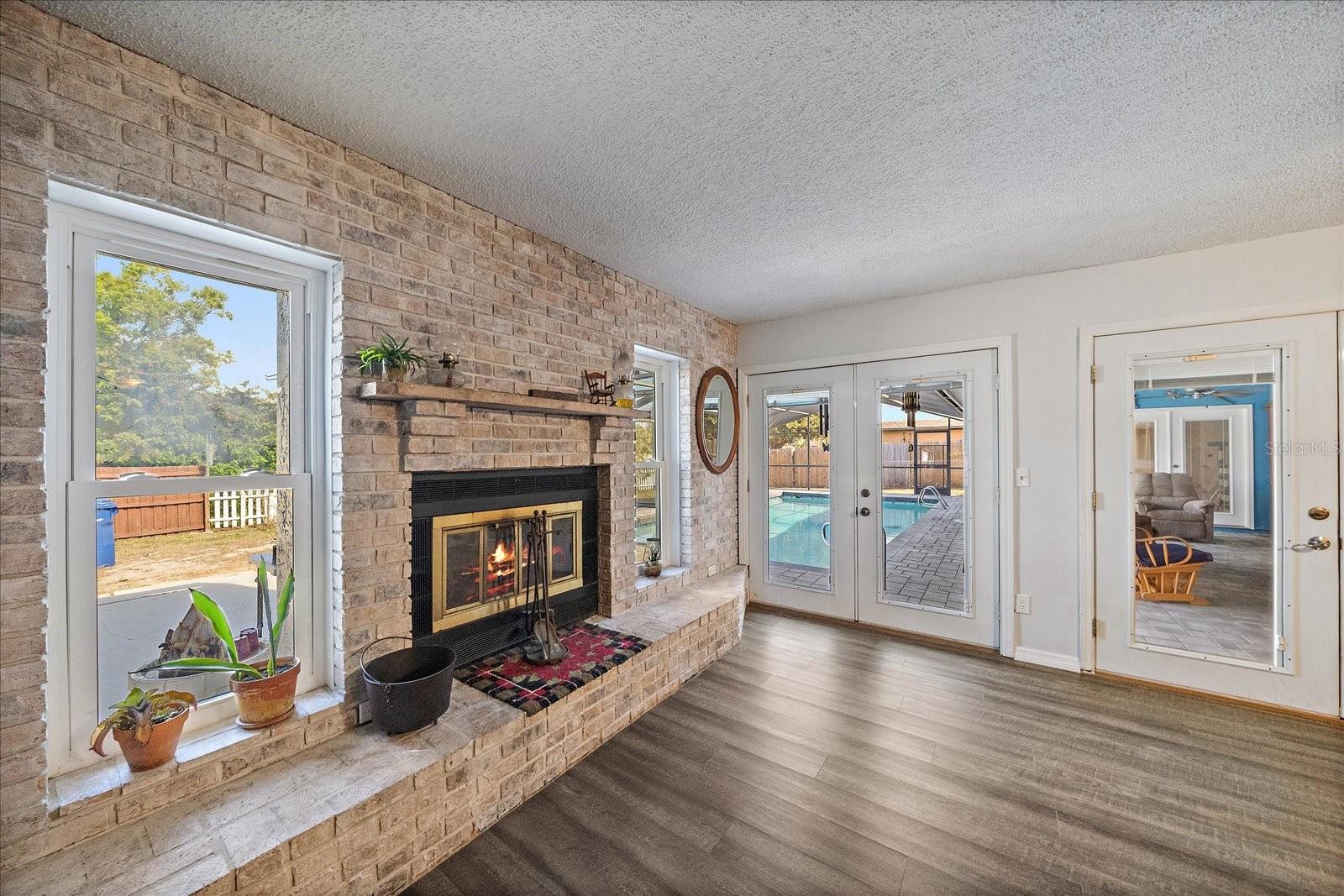 3601 EGERTON CIR, SARASOTA, FL, 34233