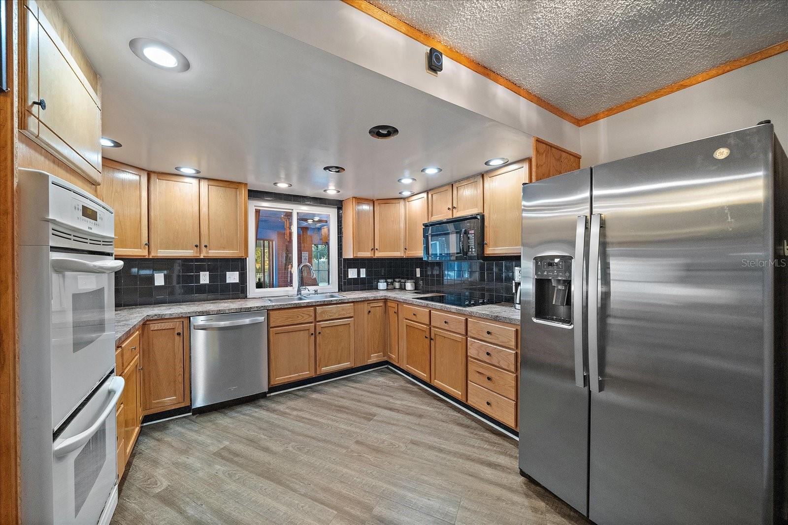 3601 EGERTON CIR, SARASOTA, FL, 34233