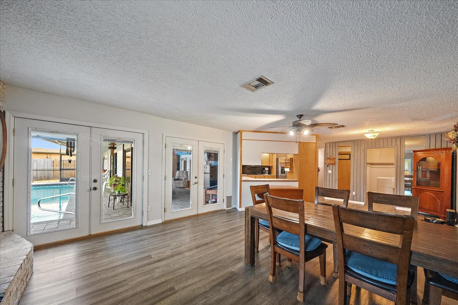 3601 EGERTON CIR, SARASOTA, FL, 34233