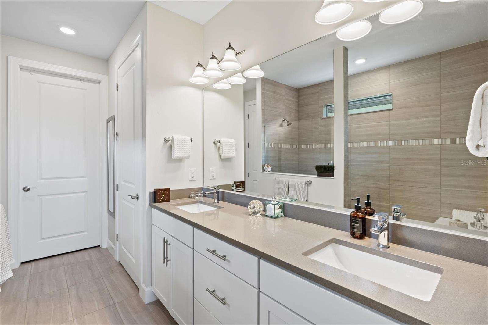 5740 EAGLE CREEK RD, SARASOTA, FL, 34238