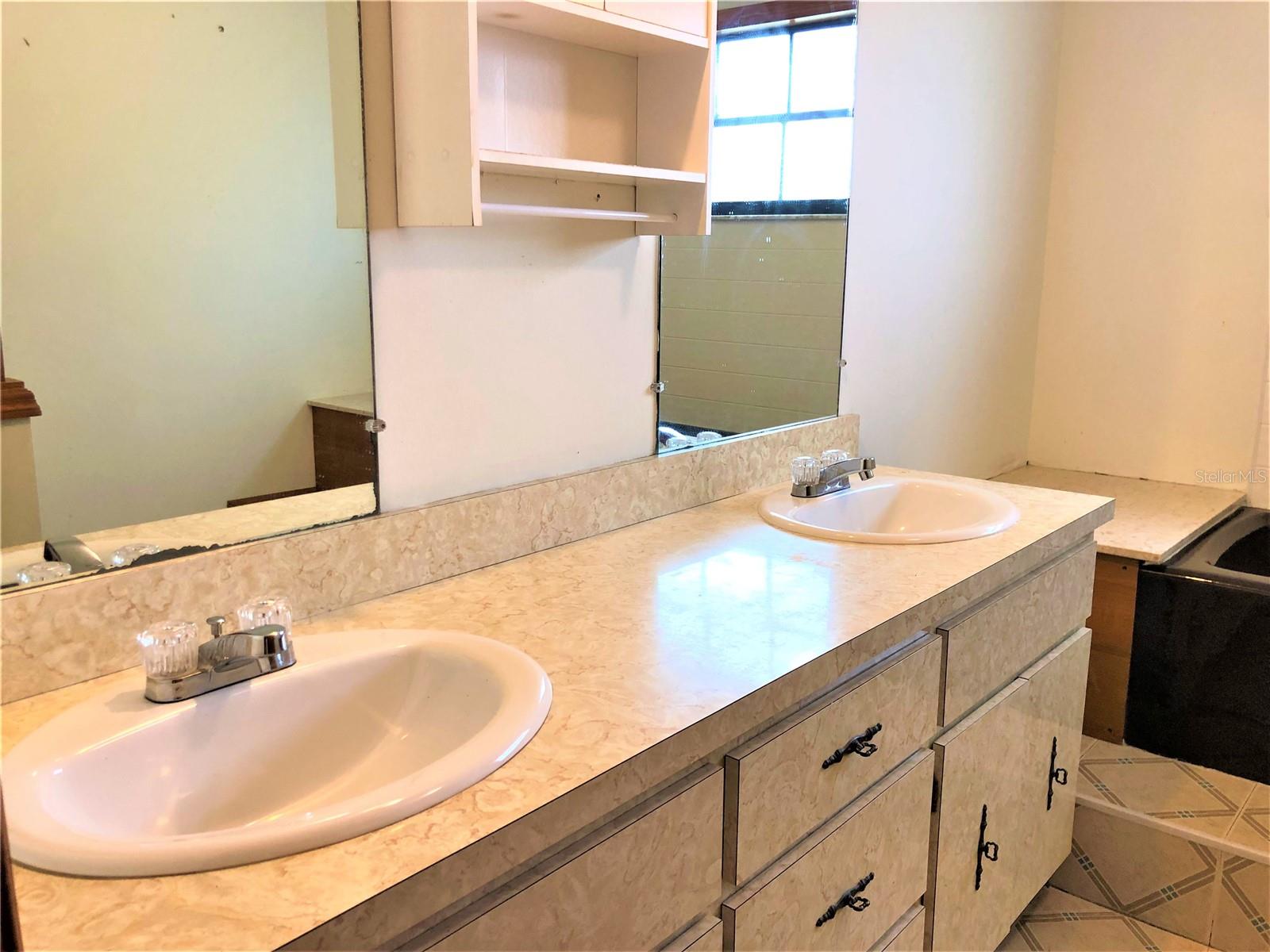 2727 MASSEE ROAD, DAVENPORT, FL, 33837