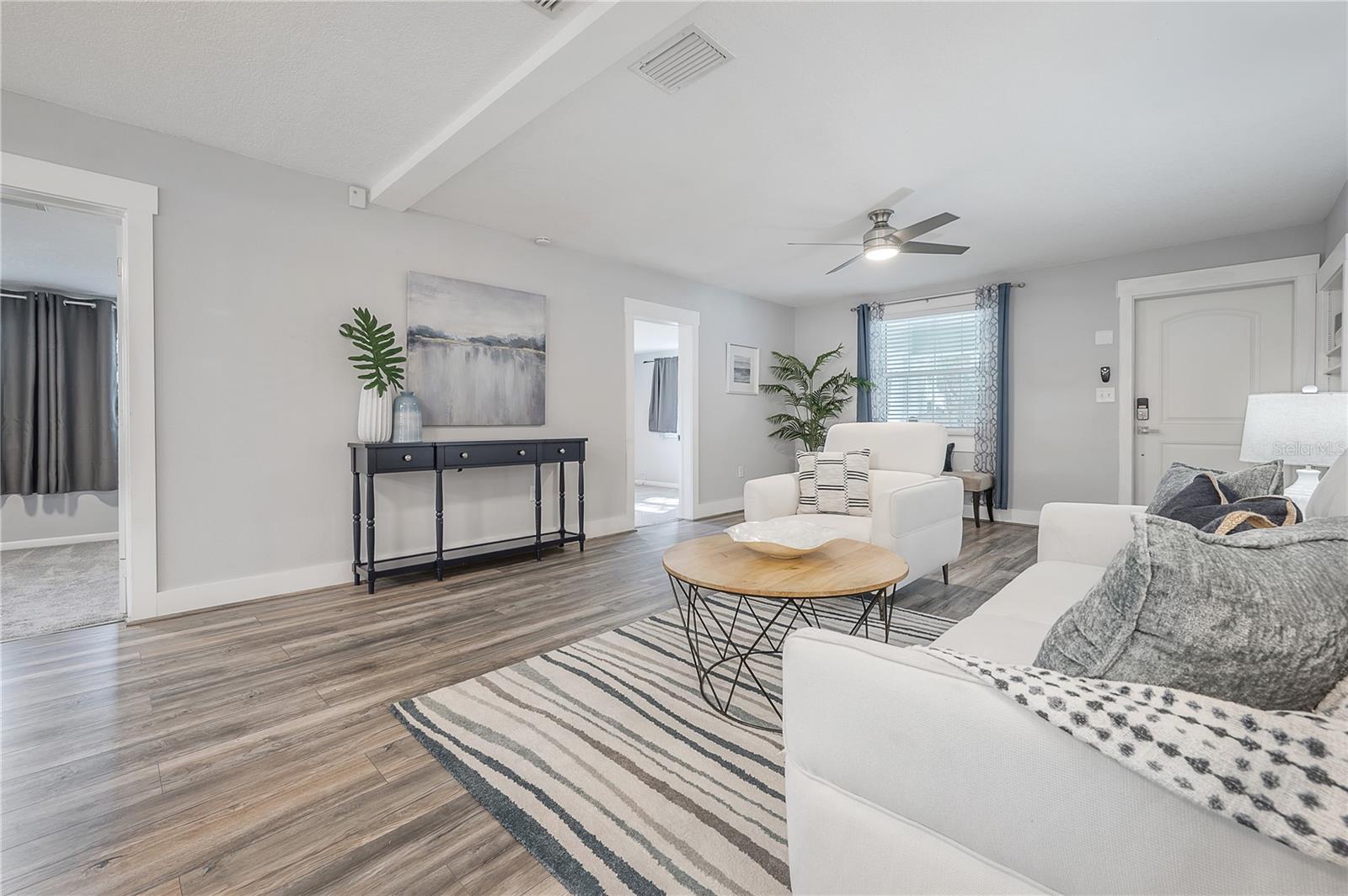 1404 E CAYUGA ST, TAMPA, FL, 33603