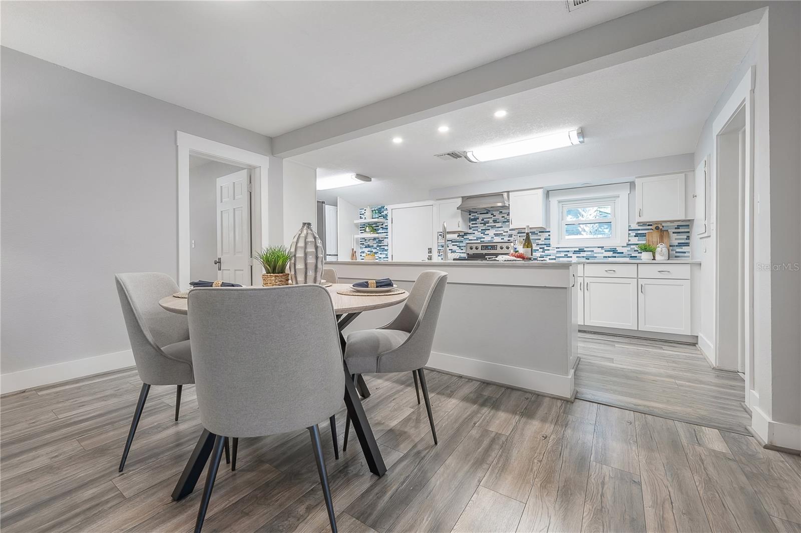 1404 E CAYUGA ST, TAMPA, FL, 33603