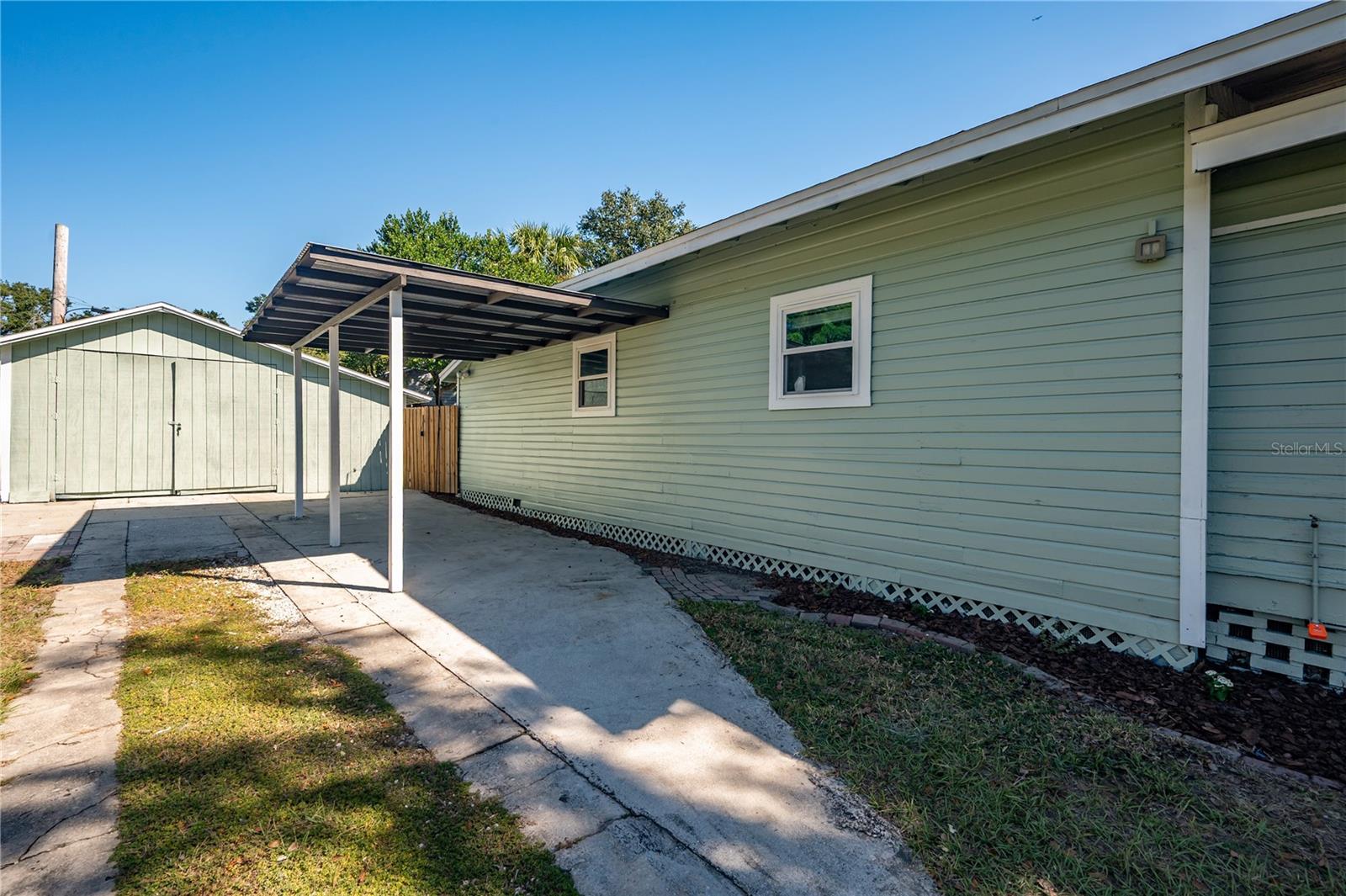 1404 E CAYUGA ST, TAMPA, FL, 33603