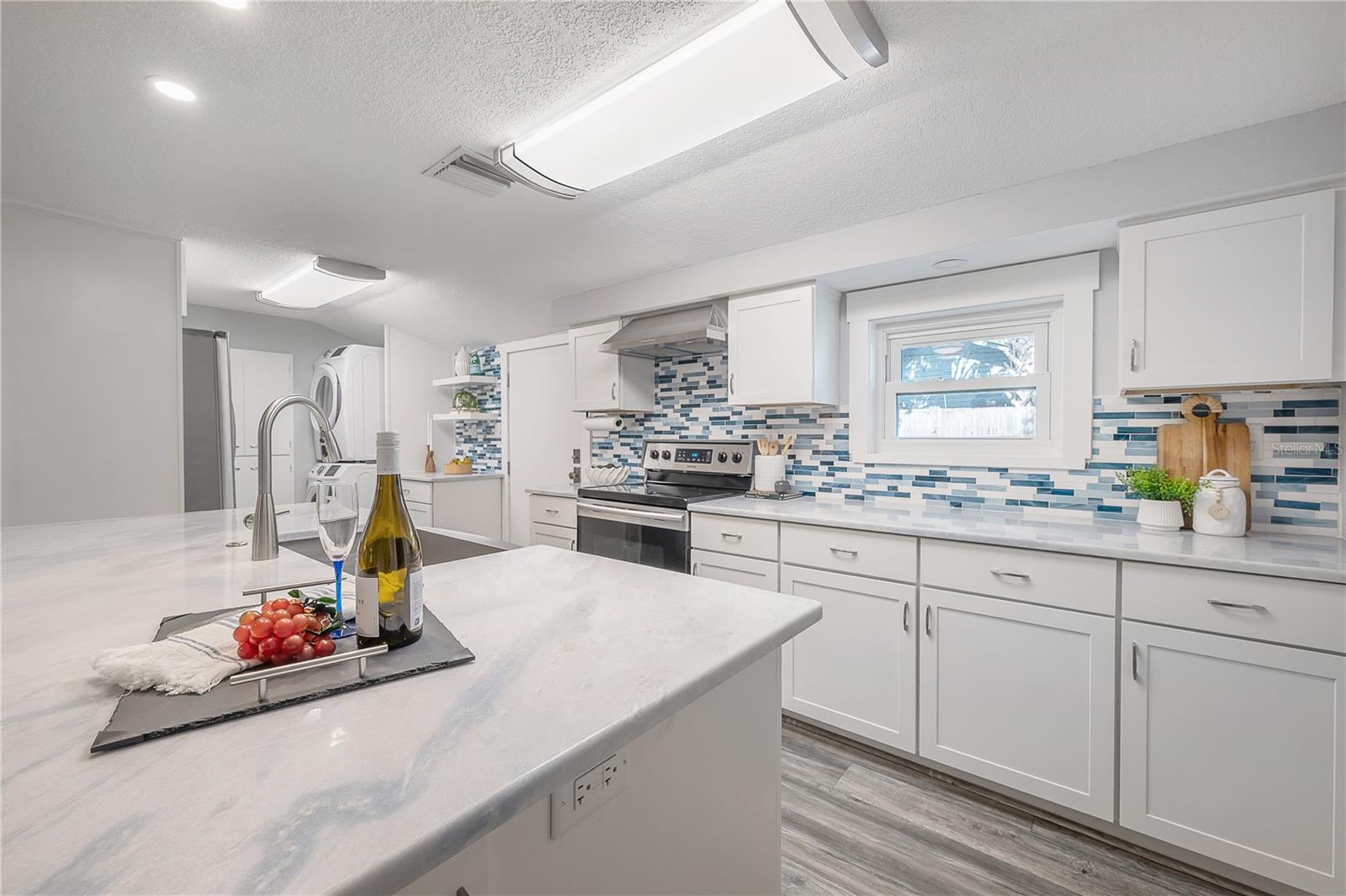 1404 E CAYUGA ST, TAMPA, FL, 33603