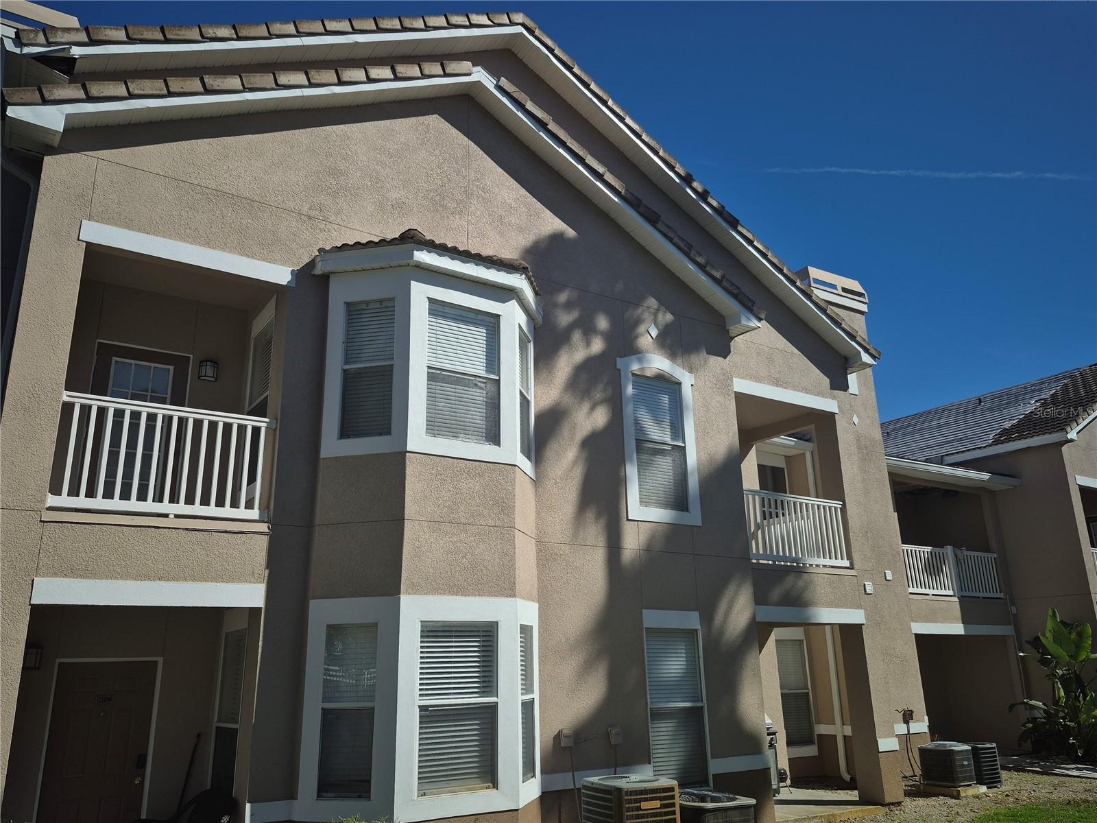 18104 VILLA CREEK DR, TAMPA, FL, 33647