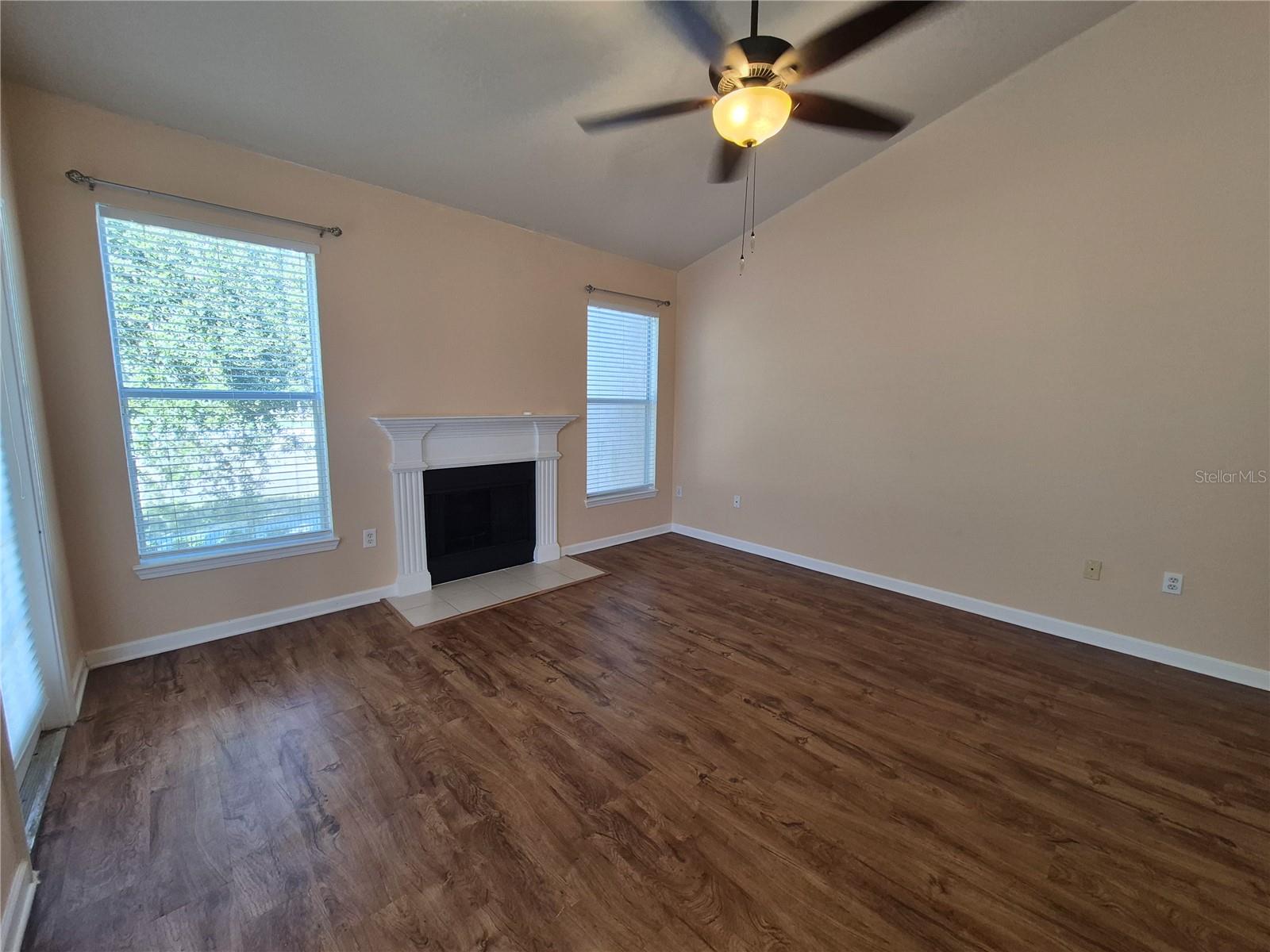 18104 VILLA CREEK DR, TAMPA, FL, 33647