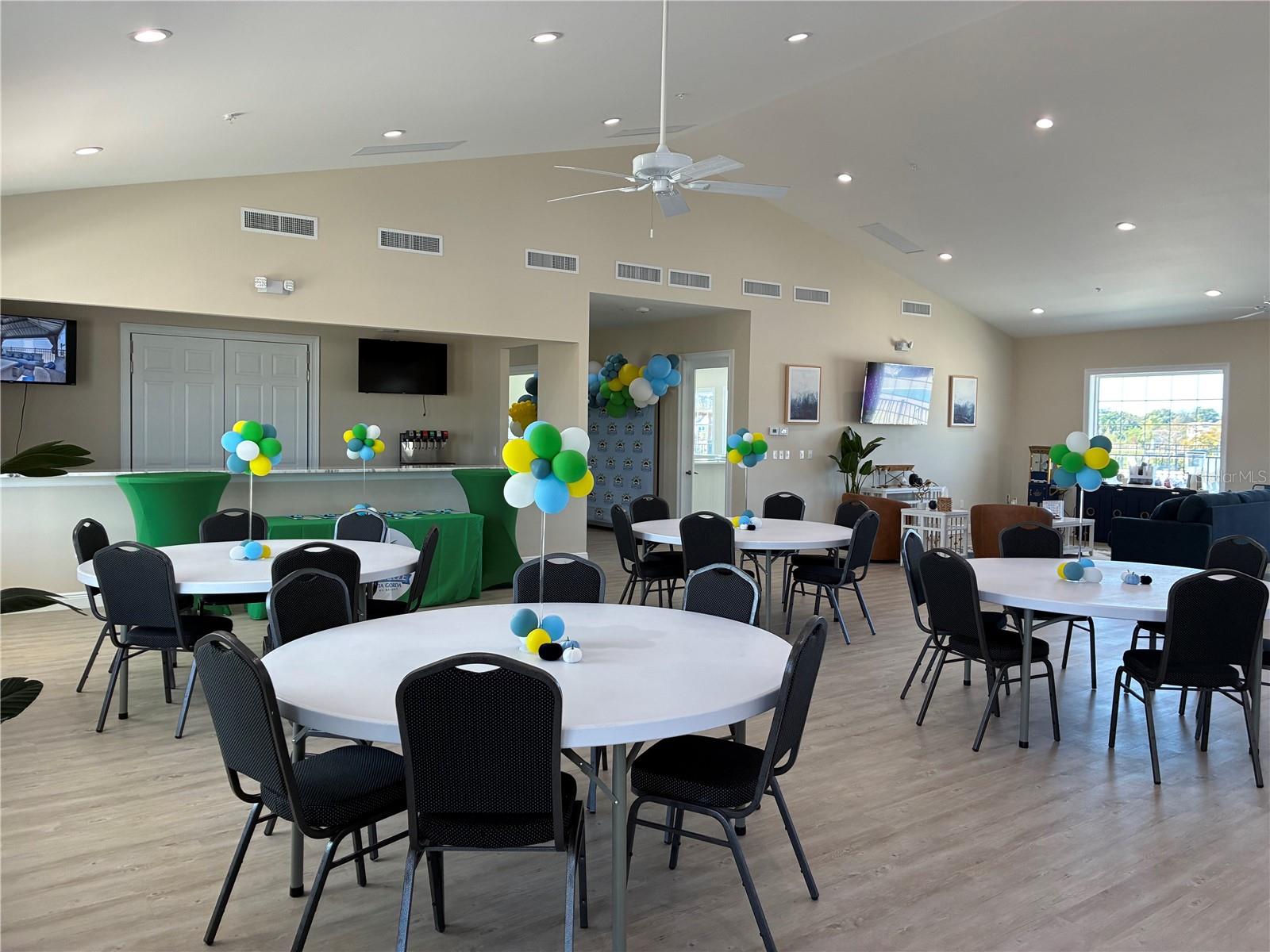 247 HORIZON RD, PUNTA GORDA, FL, 33982