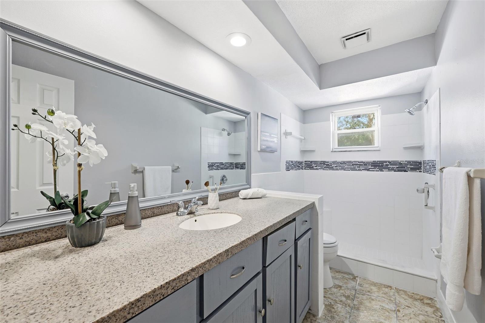 8233 REDFIELD DR, PORT RICHEY, FL, 34668