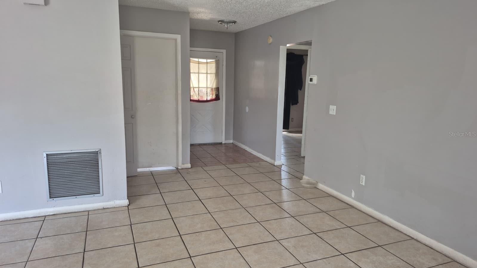 8227 CLERMONT ST, TAMPA, FL, 33637