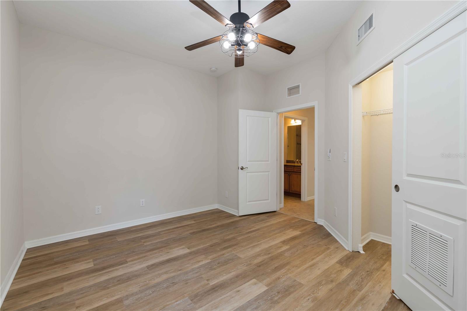 1264 RIVERSCAPE ST #B, BRADENTON, FL, 34208