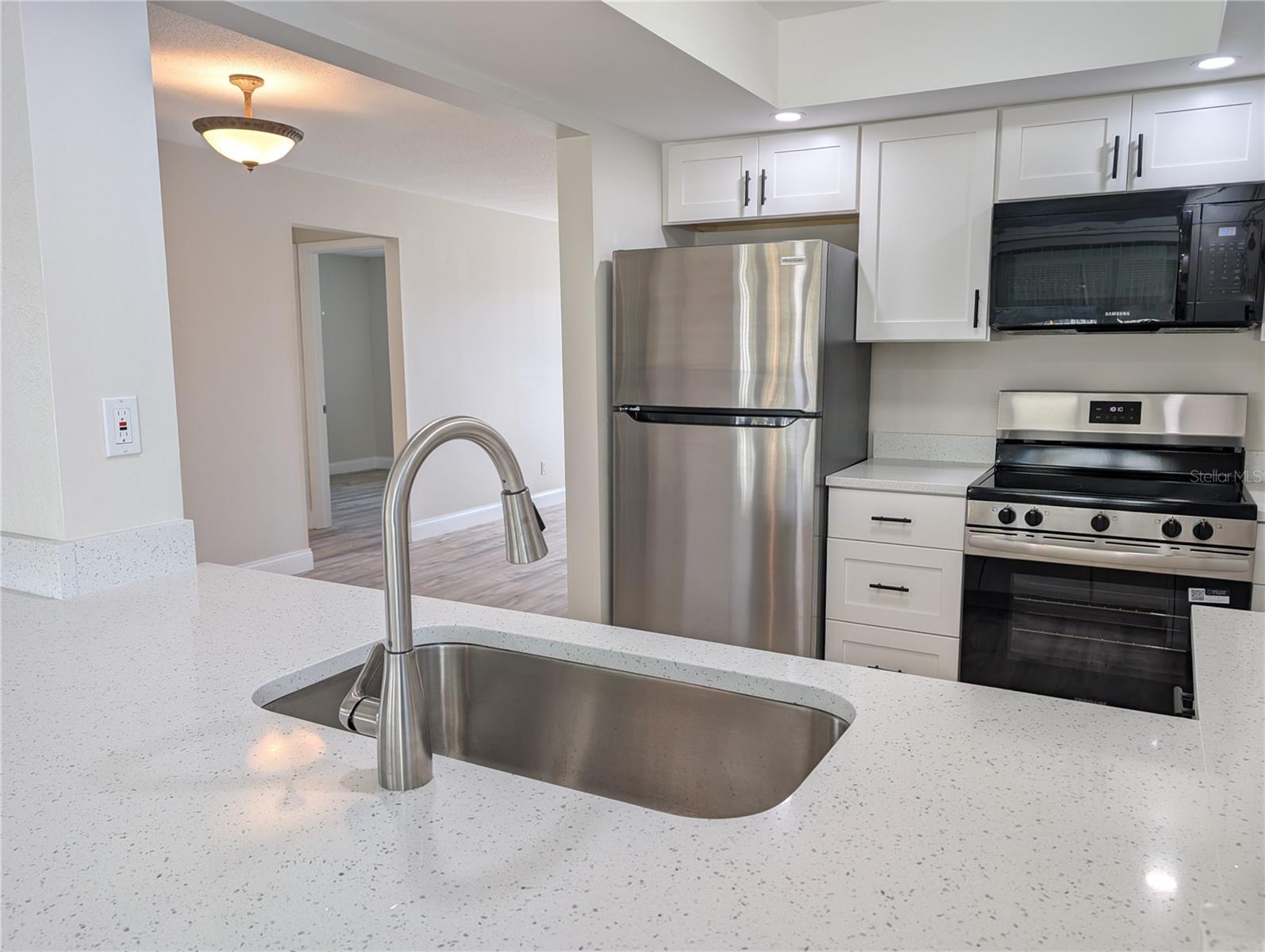 9620 44TH ST N, PINELLAS PARK, FL, 33782