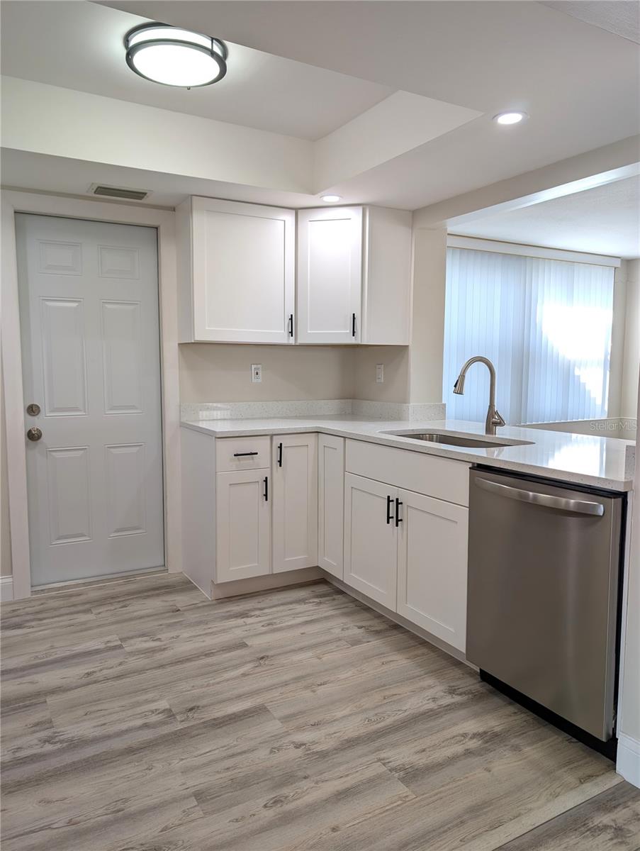 9620 44TH ST N, PINELLAS PARK, FL, 33782