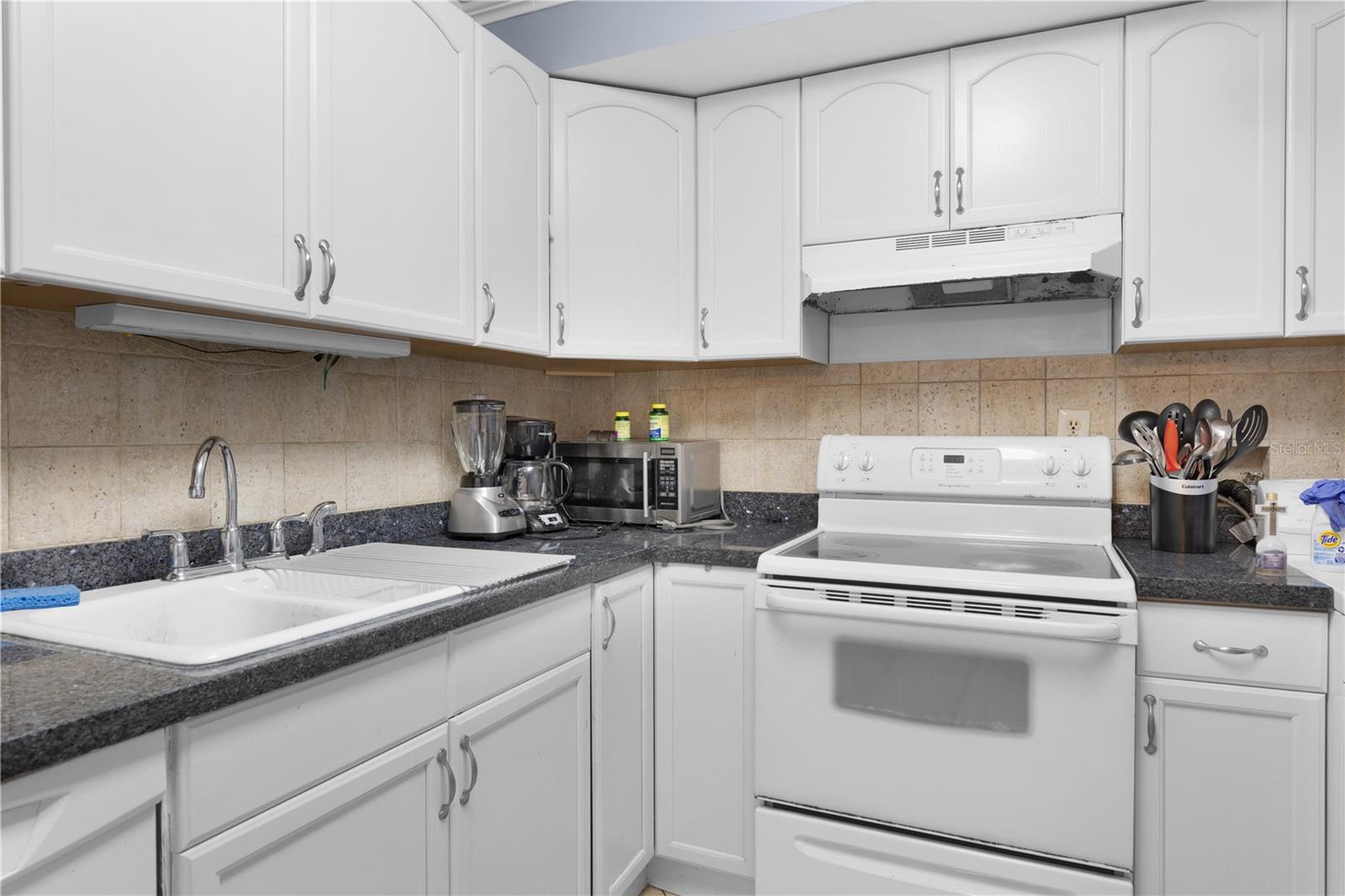 290 174 ST #1006, SUNNY ISLES BEACH, FL, 33160