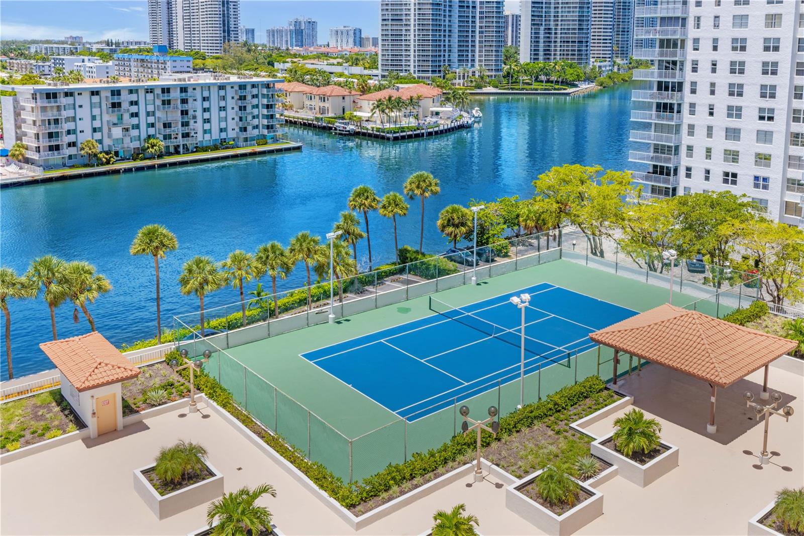 290 174 ST #1006, SUNNY ISLES BEACH, FL, 33160