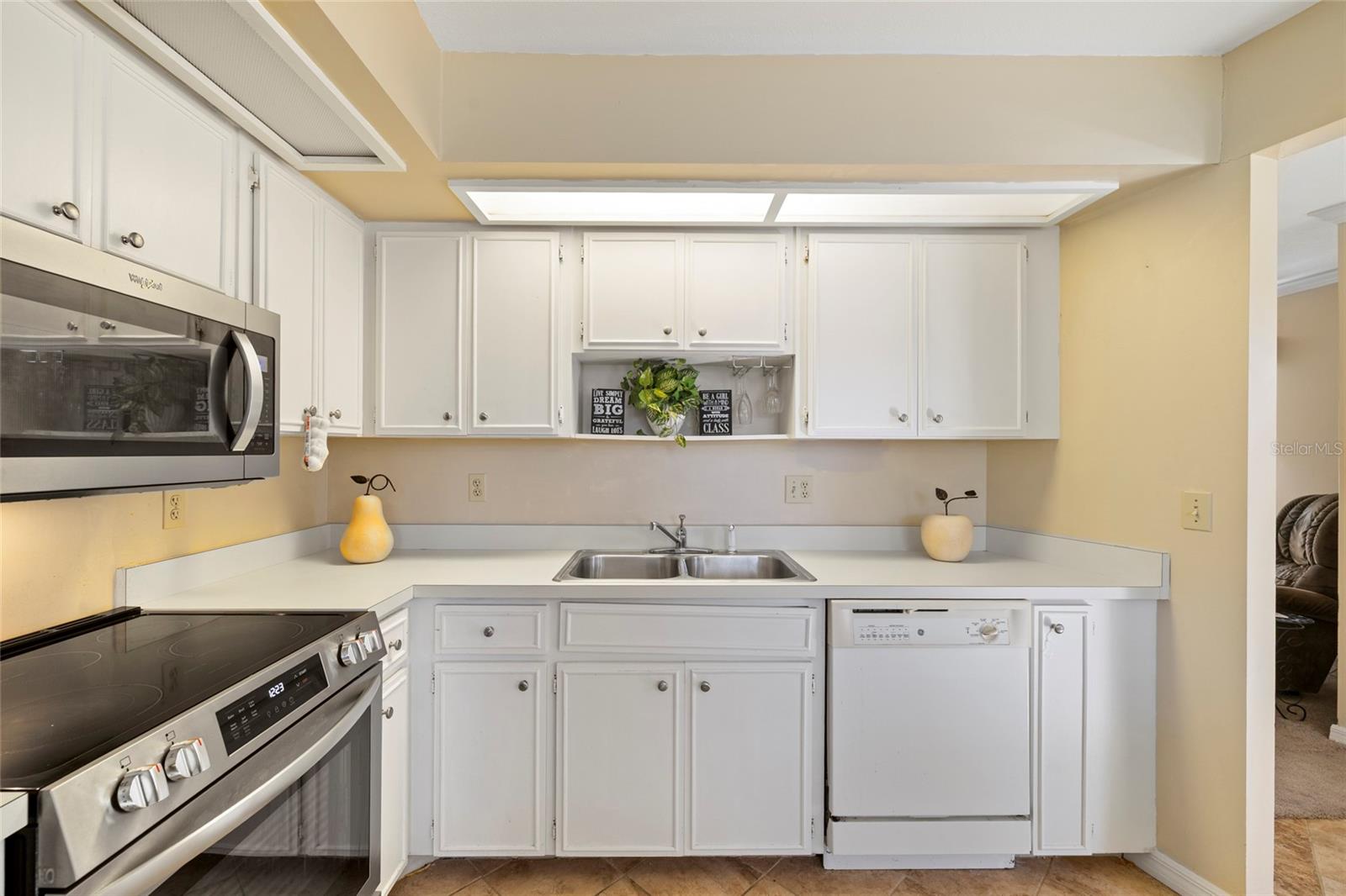 1626 WILLOW RUN, SEBRING, FL, 33872