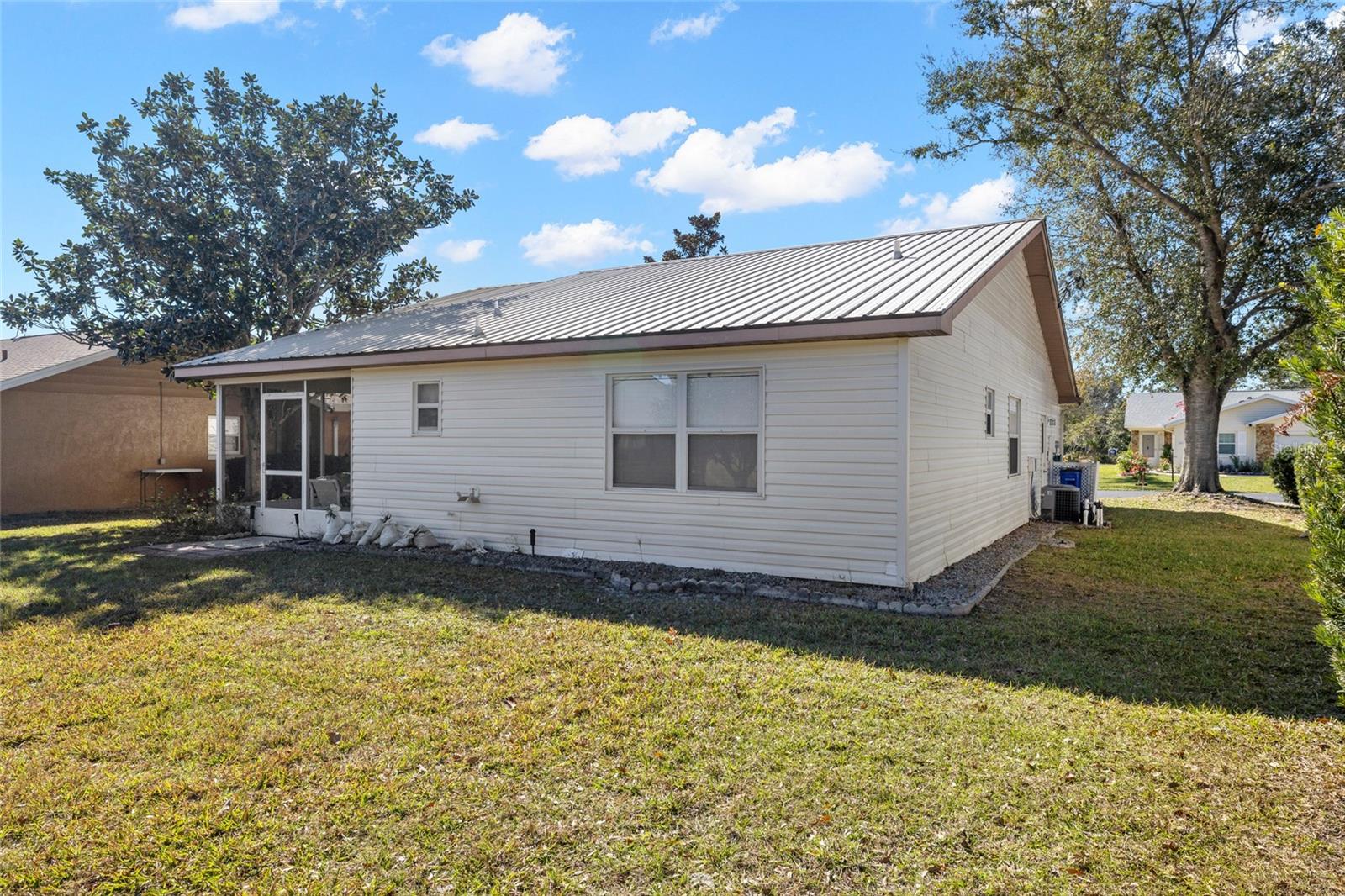 1626 WILLOW RUN, SEBRING, FL, 33872