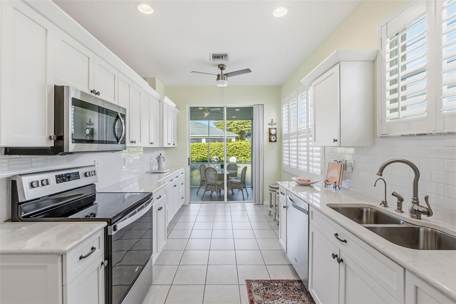 1777 EMERALD COVE CIR, CAPE CORAL, FL, 33991