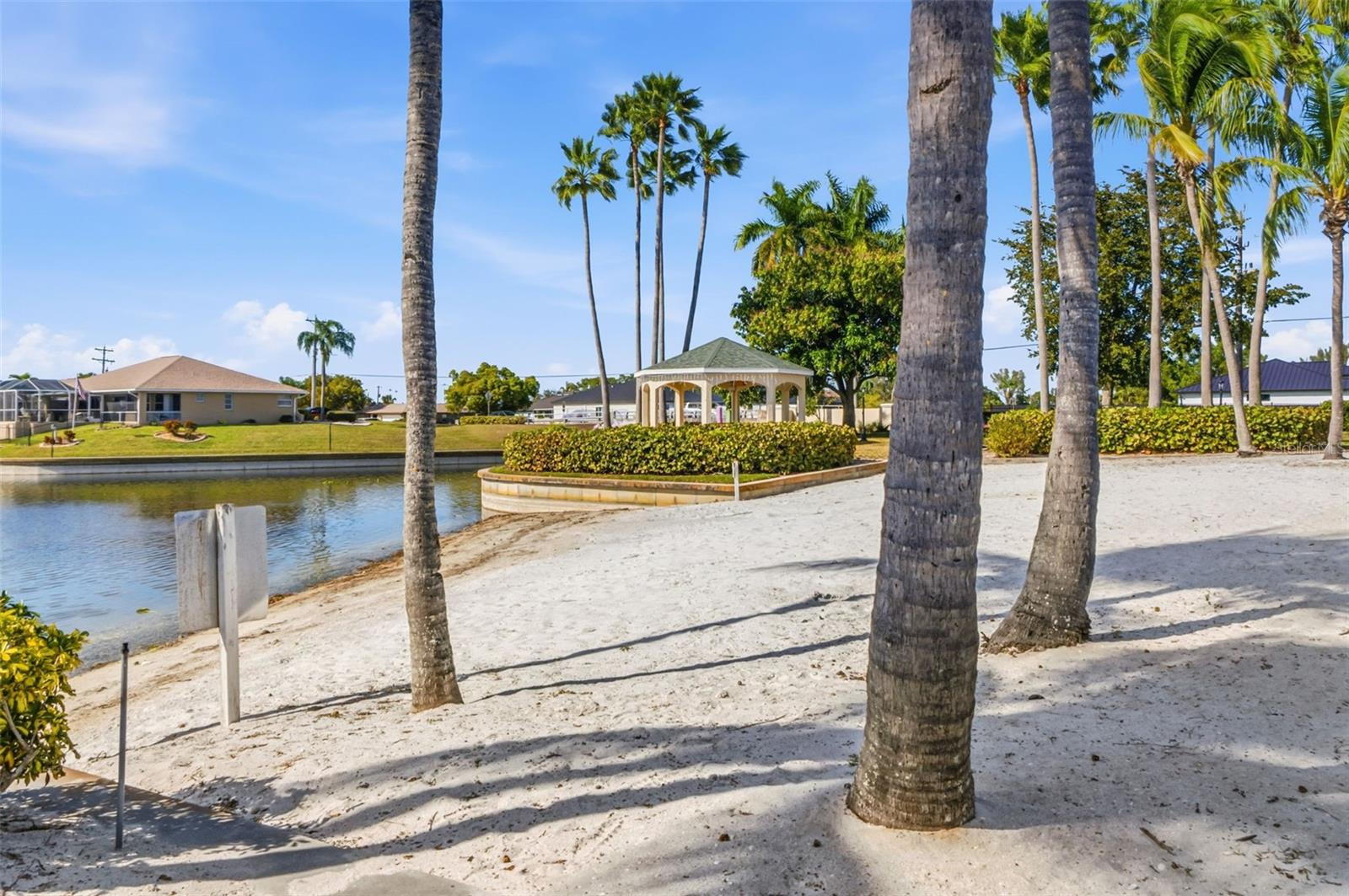 1777 EMERALD COVE CIR, CAPE CORAL, FL, 33991